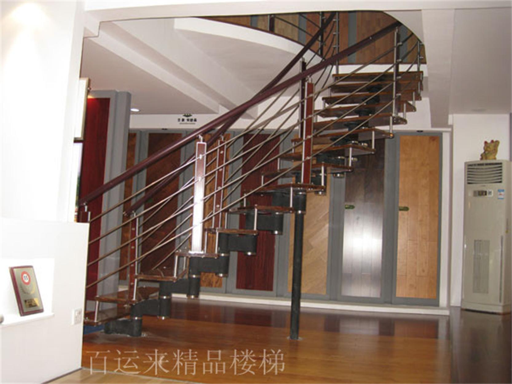 旋轉(zhuǎn)樓梯