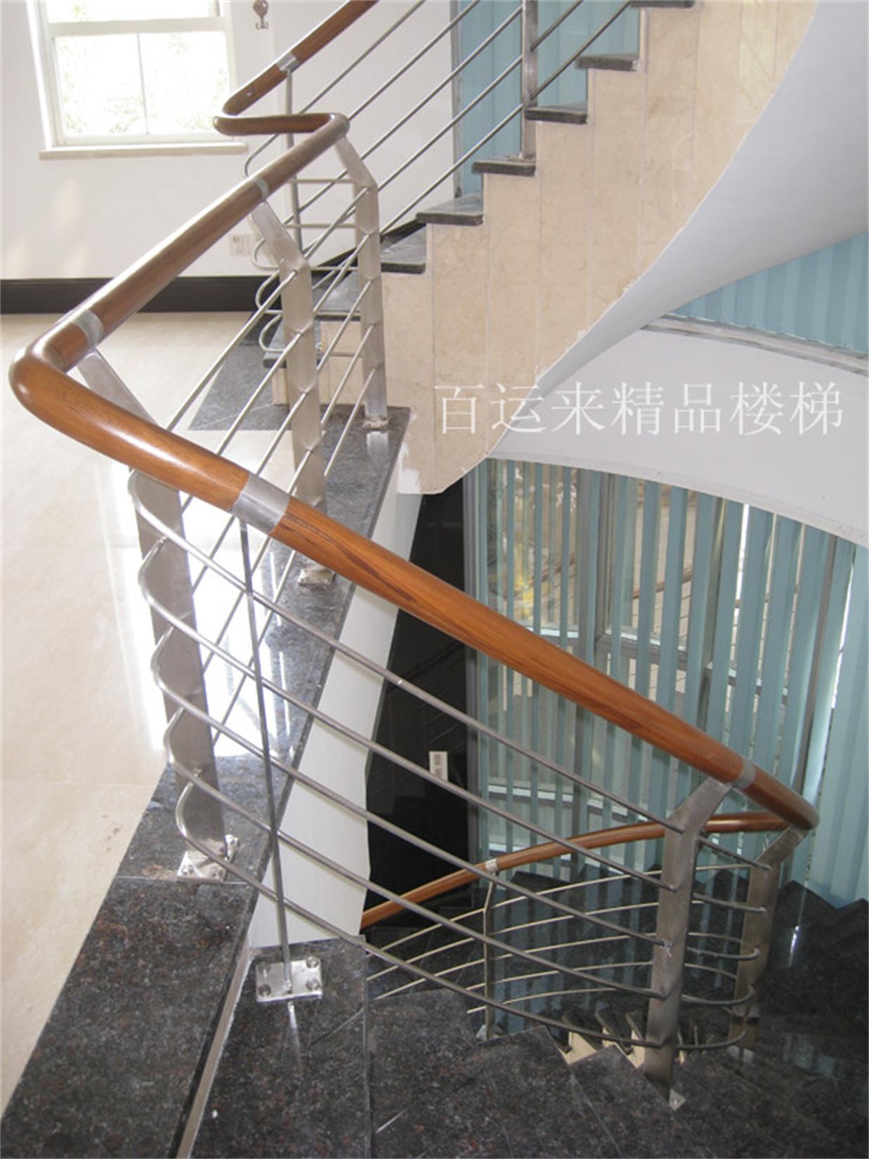 旋轉(zhuǎn)樓梯